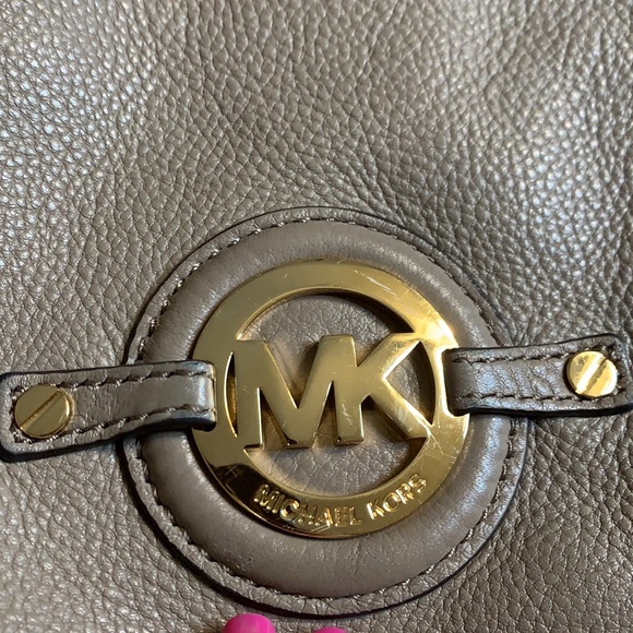 Michael Kors bag - Picture 5 of 10